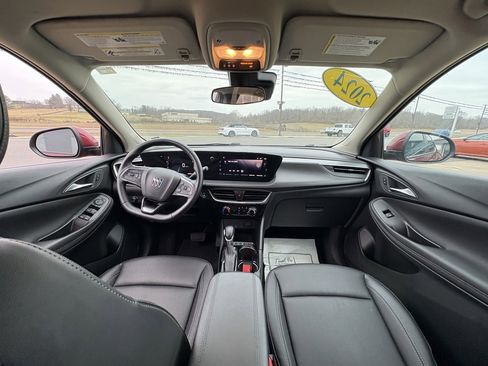 Used 2024 Buick Encore GX Sport Touring image 23