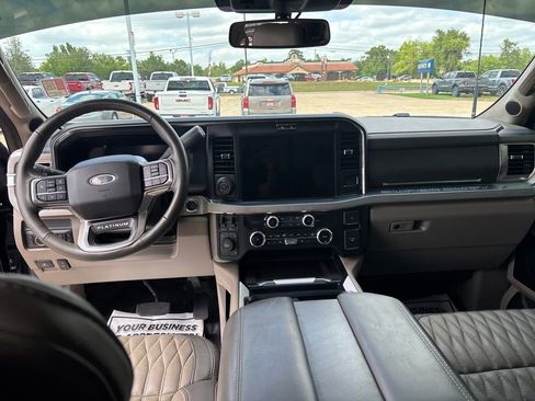 Used 2025 Ford F350 Platinum w/ Platinum Plus Package AWD/4WD image 13