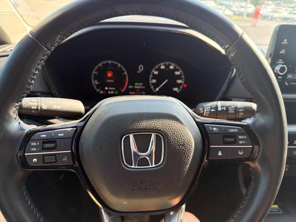 Used 2025 Honda CR-V EX-L image 17