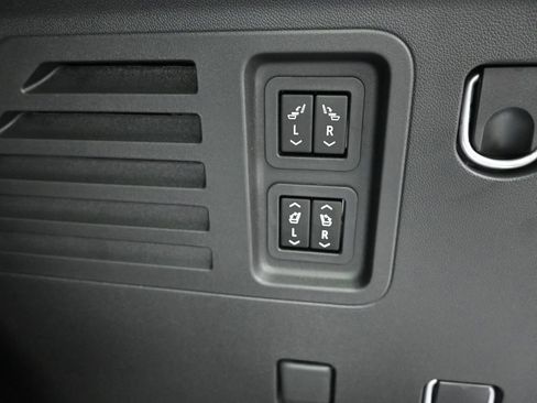 New 2026 Buick Enclave Avenir w/ Super Cruise Package image 14