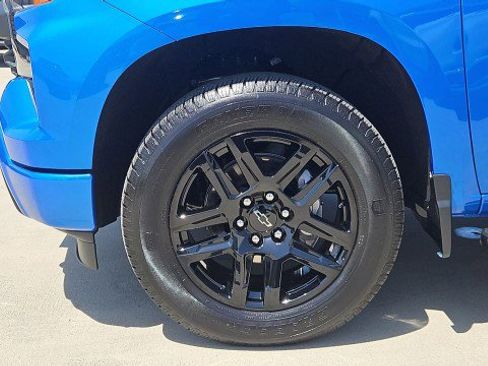 Used 2026 Chevrolet Silverado 1500 Custom RWD image 32
