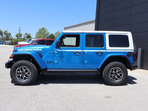 New 2026 Jeep Wrangler Unlimited Rubicon w/ Whitecap Package AWD/4WD image 2