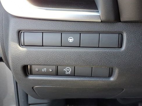 Certified 2023 Nissan Rogue SV AWD/4WD image 17