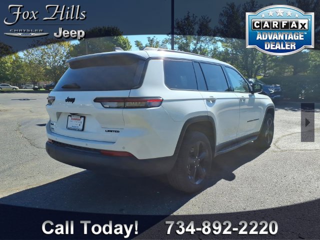 Certified 2025 Jeep Grand Cherokee L Limited w/ Black Appearance Package AWD/4WD image 9