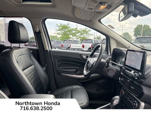 Used 2022 Ford EcoSport Titanium image 16