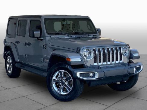 Used 2020 Jeep Wrangler Unlimited Sahara AWD/4WD image 3