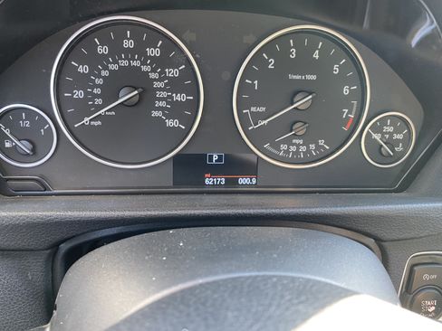 Used 2018 BMW 320i Sedan RWD image 13