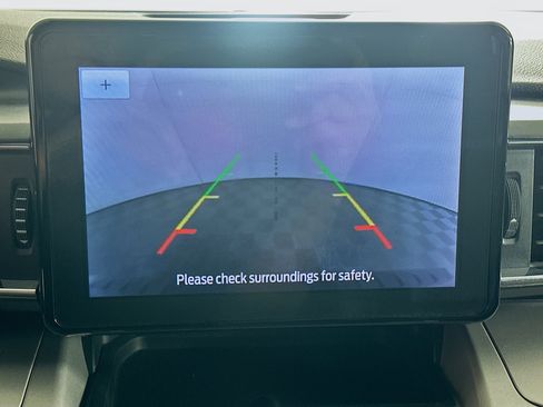 Used 2023 Ford Explorer XLT w/ Equipment Group 202A RWD image 22