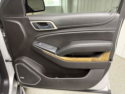 Used 2017 GMC Yukon Denali AWD/4WD image 47