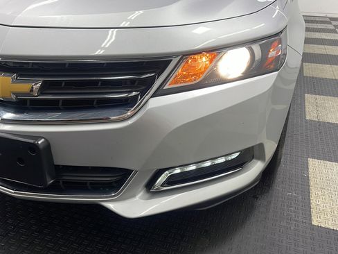 Used 2018 Chevrolet Impala LT FWD image 25