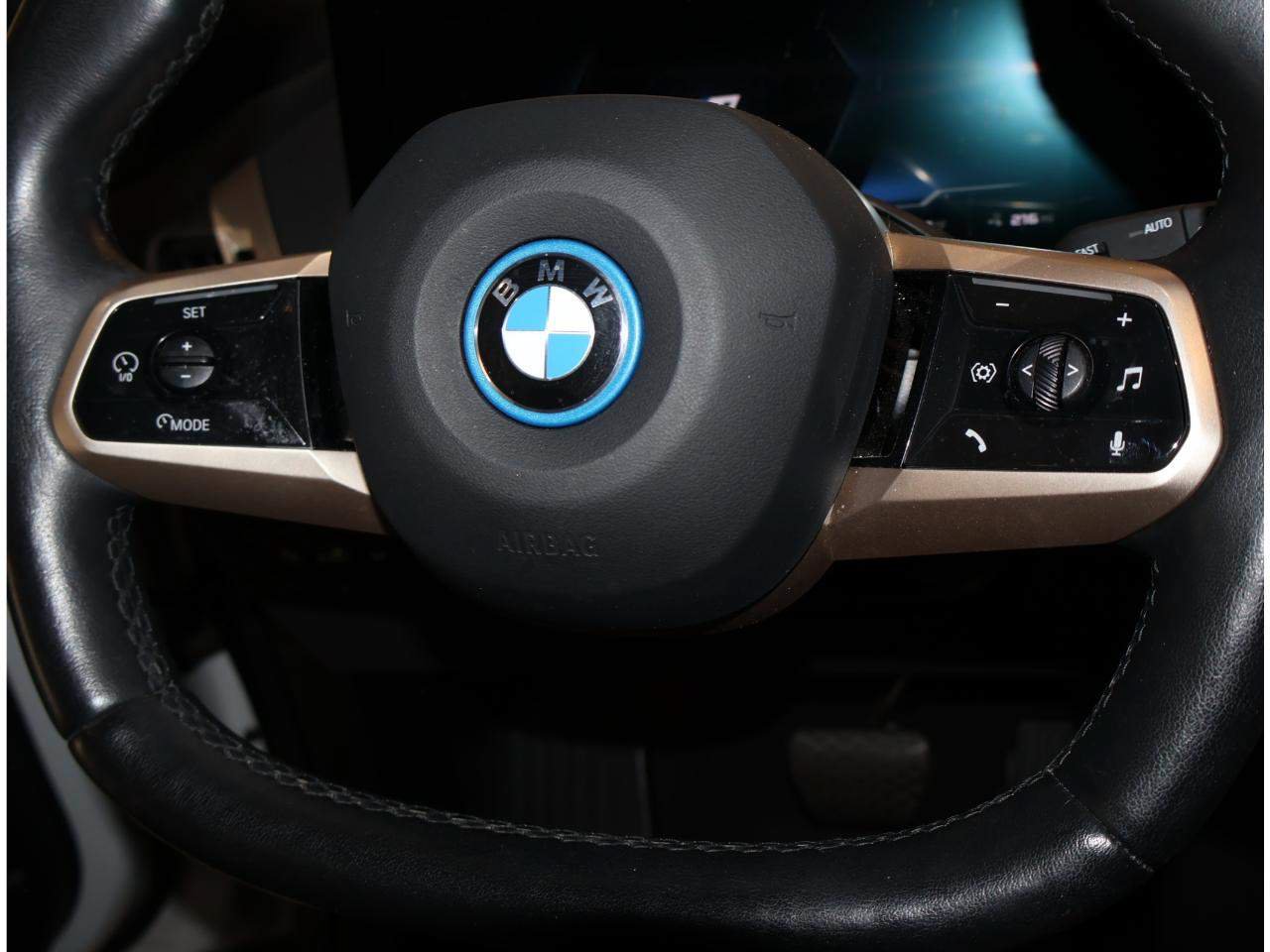 Certified 2024 BMW iX M60 AWD/4WD image 19