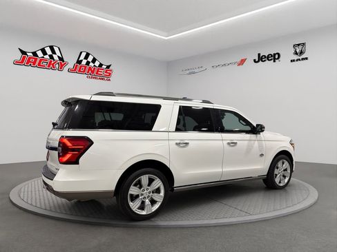 Used 2024 Ford Expedition Max King Ranch image 11