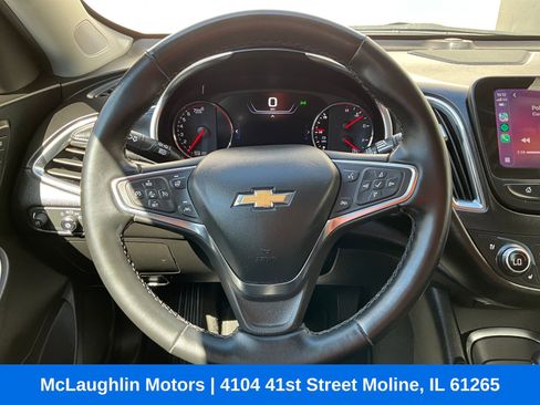 Used 2024 Chevrolet Malibu LT FWD image 3