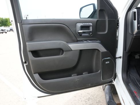 Used 2018 Chevrolet Silverado 1500 LTZ Z71 w/ LTZ Plus Package AWD/4WD image 15