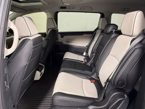 New 2026 Honda Odyssey Elite image 33