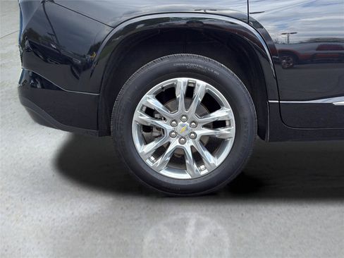 Used 2019 Chevrolet Traverse High Country AWD/4WD image 31