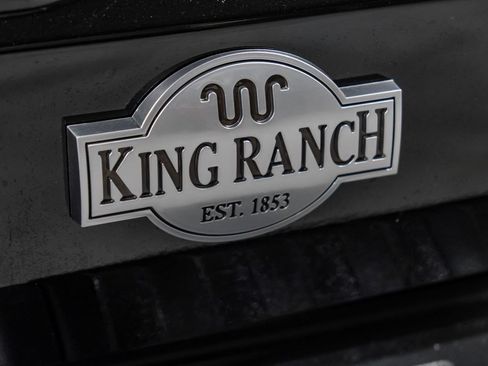 Used 2022 Ford F250 King Ranch w/ King Ranch Ultimate Package AWD/4WD image 55