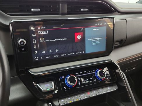 Used 2023 GMC Sierra 1500 AT4 AWD/4WD image 10