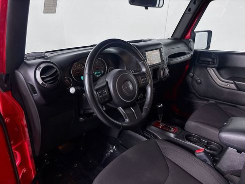 Used 2017 Jeep Wrangler Unlimited Sport w/ Mopar Black Appearance Group AWD/4WD image 9