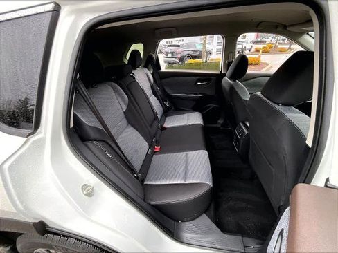 Certified 2023 Nissan Rogue SV AWD/4WD image 16