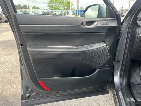 Used 2025 Hyundai Palisade Limited image 12