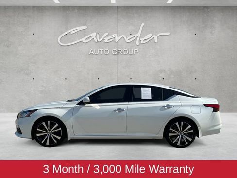 Used 2020 Nissan Altima 2.5 Platinum FWD image 13