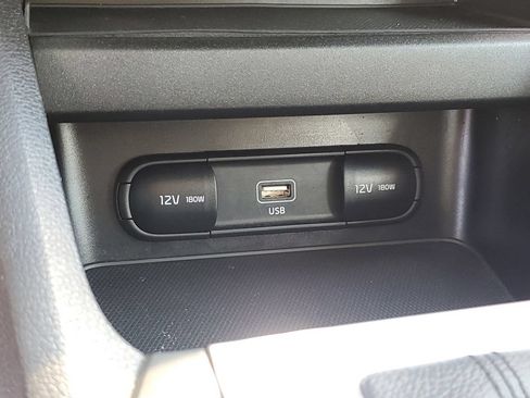 Used 2023 Kia Forte LXS FWD image 17