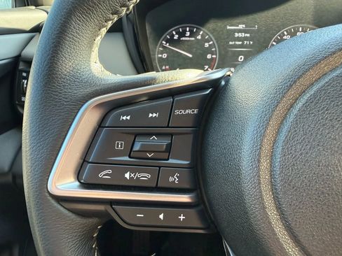 Used 2025 Subaru Outback Premium w/ Popular Package #1A AWD/4WD image 20