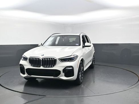 Used 2019 BMW X5 xDrive40i w/ M Sport Package AWD/4WD image 5