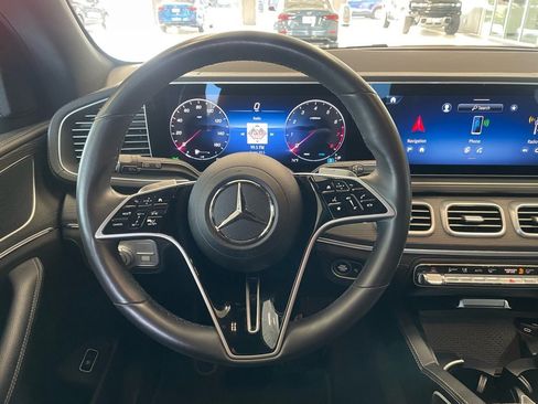 Used 2024 Mercedes-Benz GLE 450 4MATIC image 17
