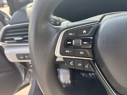 Certified 2020 Honda Accord EX image 23