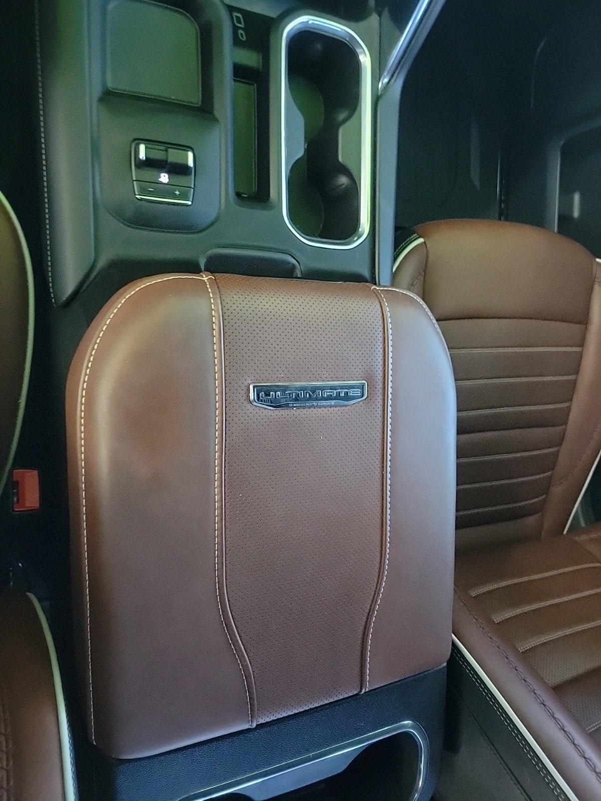 Used 2025 GMC Sierra 2500 Denali Ultimate AWD/4WD image 23