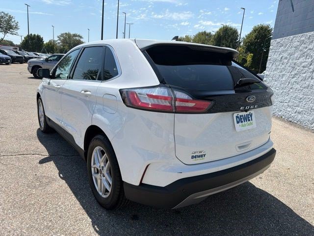 Used 2024 Ford Edge SEL AWD/4WD image 3
