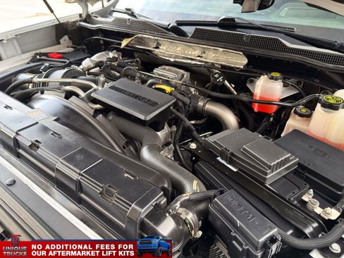 Used 2021 Chevrolet Silverado 2500 LTZ w/ LTZ Plus Package image 16