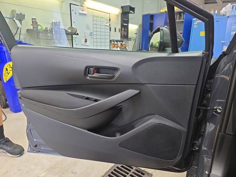 Used 2025 Toyota Corolla LE FWD image 26