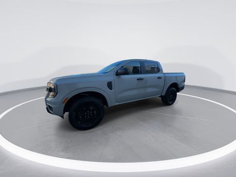New 2025 Ford Ranger XLT w/ Black Appearance Package RWD image 4
