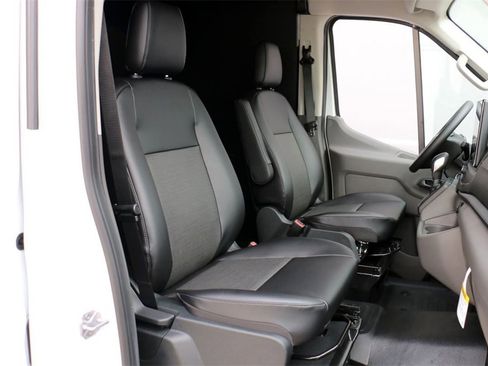 New 2026 Ford Transit 250 148 Medium Roof w/ Load Area Protection Package image 19
