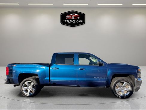 Used 2017 Chevrolet Silverado 1500 LT w/ LT Convenience Package image 13
