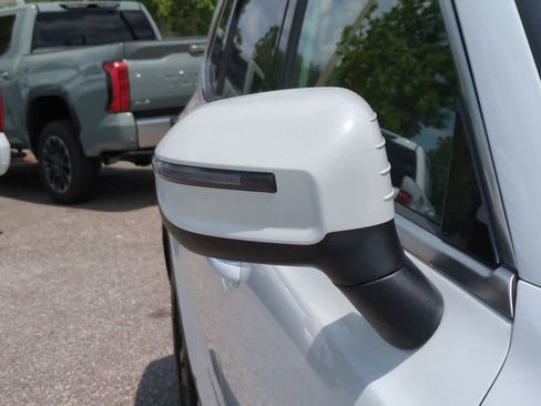 Used 2025 Kia Telluride S AWD/4WD image 12