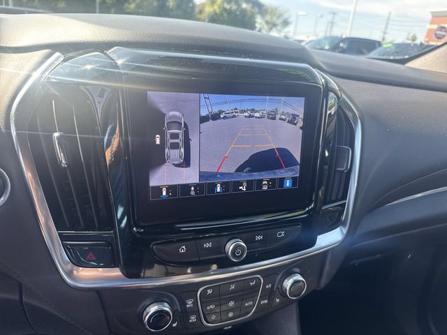 Used 2024 Chevrolet Traverse RS AWD/4WD image 15