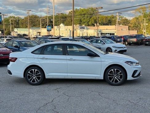 New 2026 Volkswagen Jetta Sport image 3