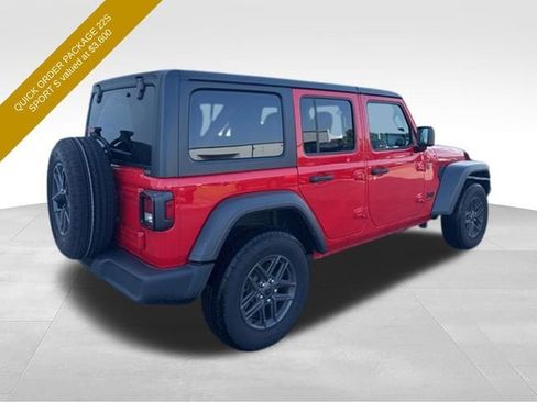 Used 2025 Jeep Wrangler Unlimited Sport AWD/4WD image 6