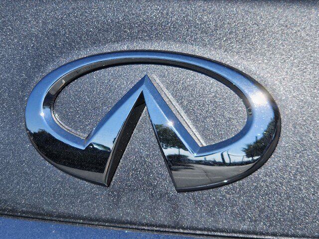 Used 2019 INFINITI QX80 Luxe w/ All-Season Package RWD image 32