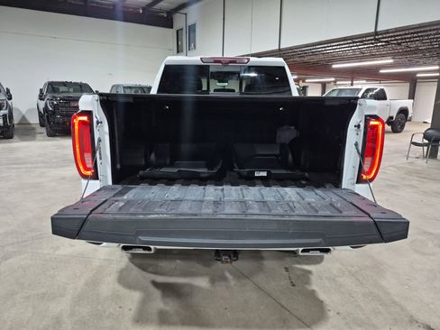 Certified 2024 GMC Sierra 1500 AT4 w/ Technology Package image 28