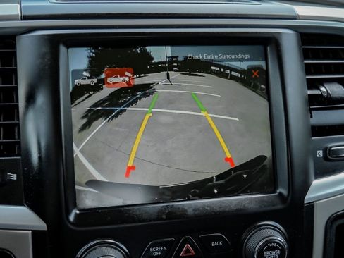 Used 2016 RAM 2500 Lone Star w/ Black Appearance Group image 18