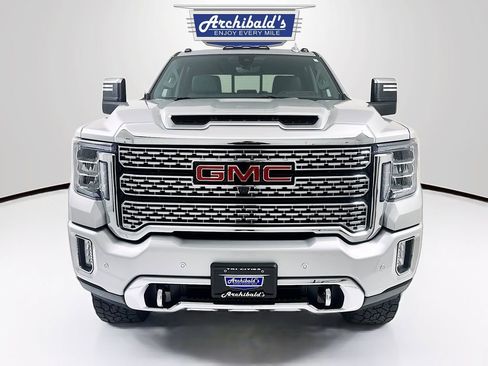 Used 2022 GMC Sierra 3500 Denali w/ Denali Ultimate Package image 2