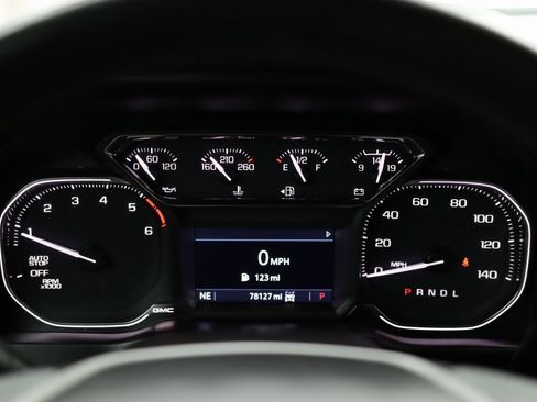Used 2021 GMC Sierra 1500 AT4 image 12