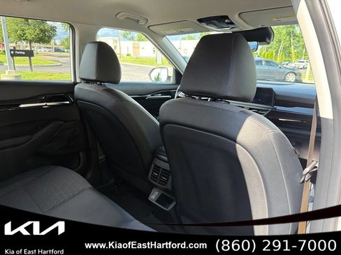 Used 2024 Kia Seltos S AWD/4WD image 14