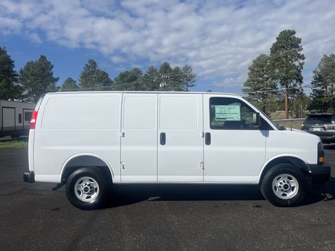 New 2025 GMC Savana 2500 Work Van w/ Driver Convenience Package RWD image 7