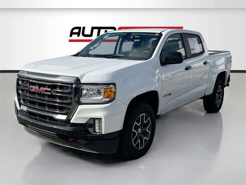 Used 2022 GMC Canyon AT4 image 3